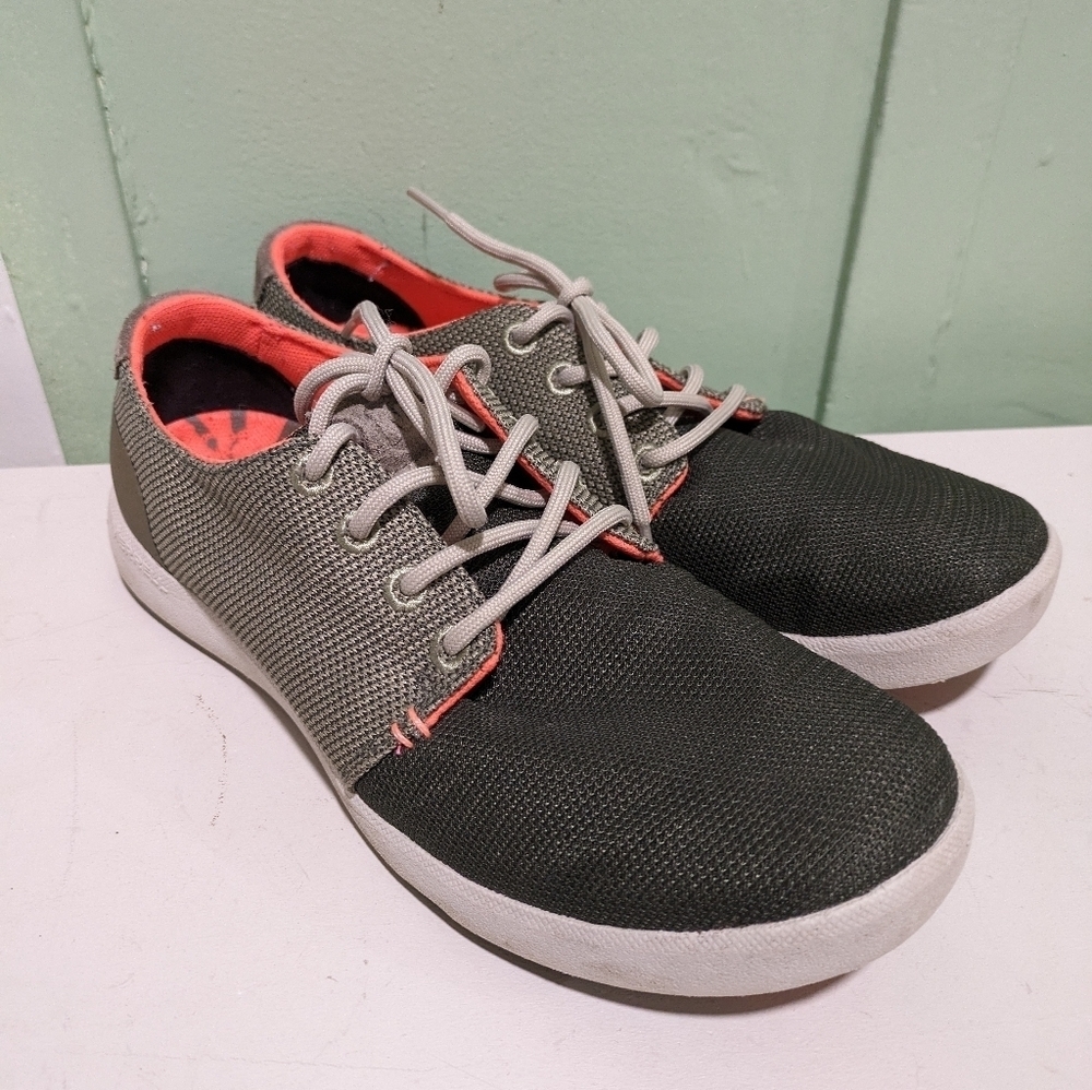 Merrell Vertiver Performance Womans 7.5 Orange Casual Shoes